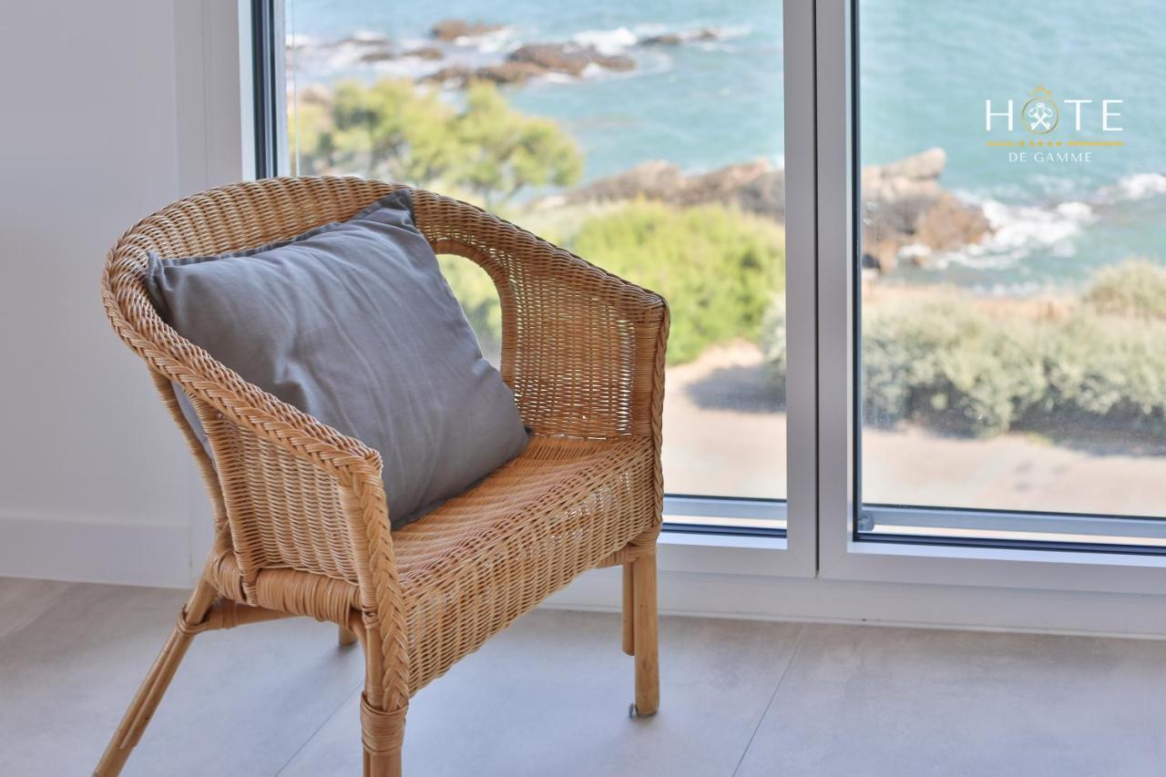 Appartement De Caractere, Superbe Vue Mer 280° La Chaume Eksteriør billede